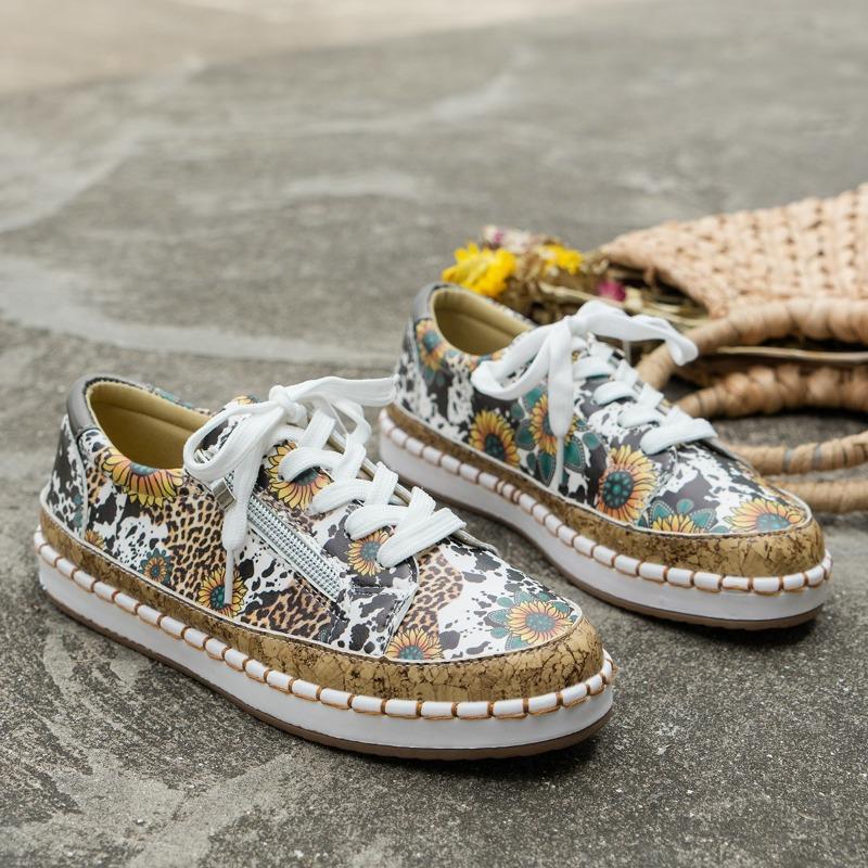 Summer and autumn new large-size printed lace-up style casual board shoes casual women's shoes