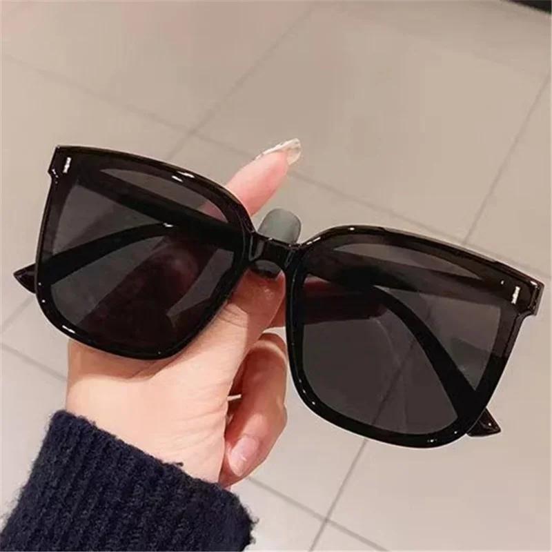 New Luxury Leopard Gradient Square Women Sunglasses  Personality Metal Frame Hollow Design Men Sunscreen Sun Glasses Uv400