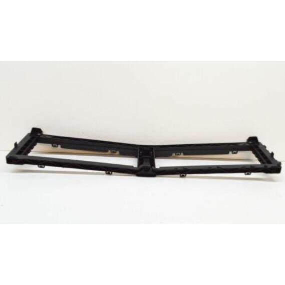 Suitable Air Duct for Mercedes-Benz CLA C118