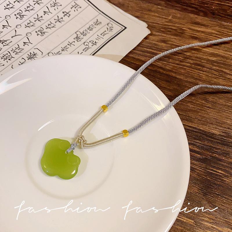 Colier Etnic Stil Ghioc de Stejar: Accesoriu de îmbrăcăminte unisex din bumbac și in țesut manual