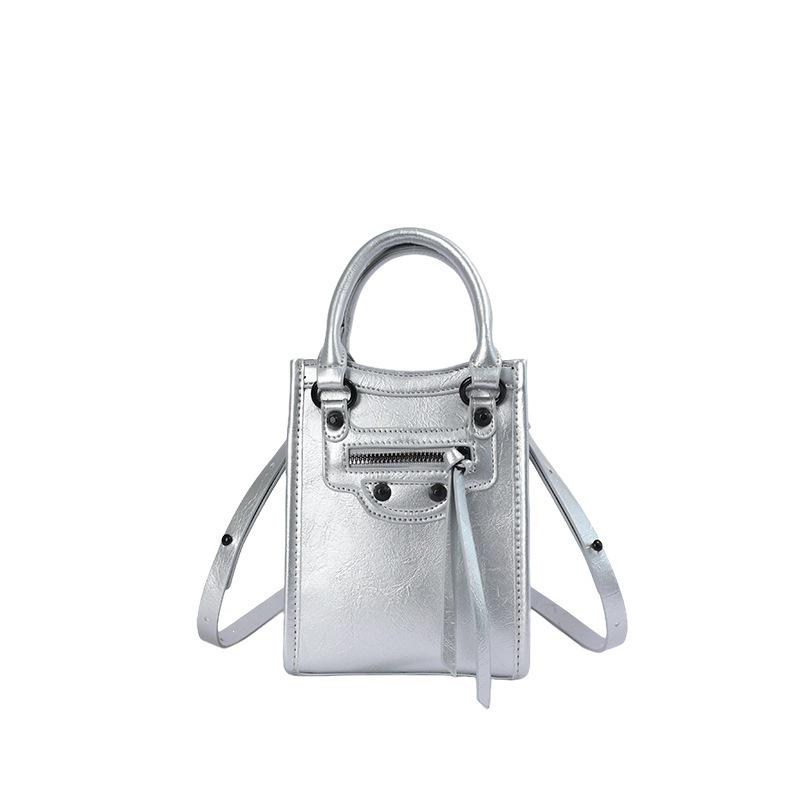 2026 Women's Trendy Rivet Motorcycle Crossbody Bag - High-Quality Textured Phone Handbag