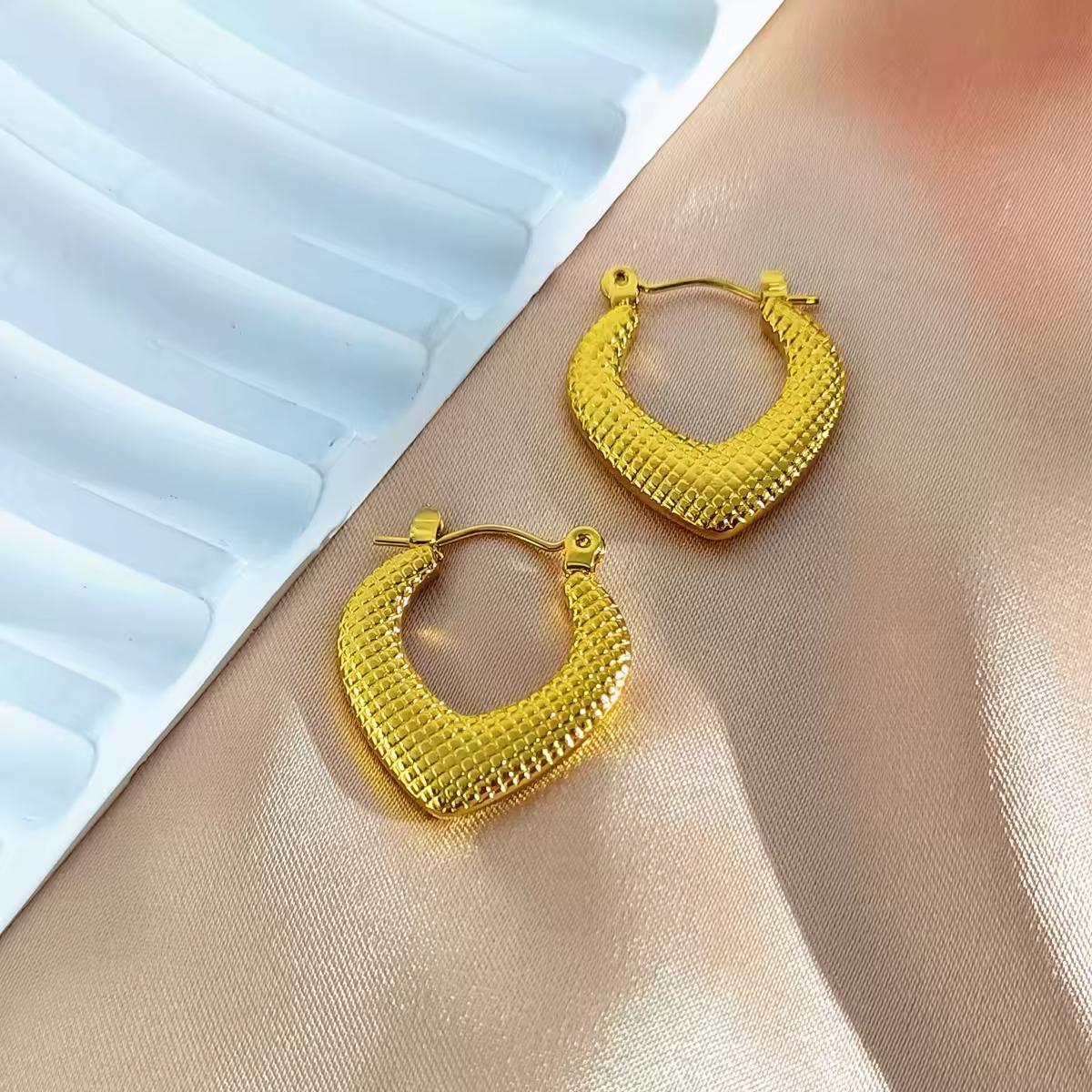 

Heart Earrings for Women Mother Drop Dangle Hoops Earrings for Love Trendy Fashion Jewelry