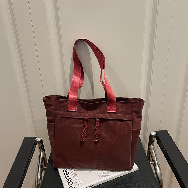 

Casual Multi-Pocket Leopard Shoulder Bags for Women Versatile Large Capacity Ladies Handbags Simple Portable Female Tote Bag червоний
