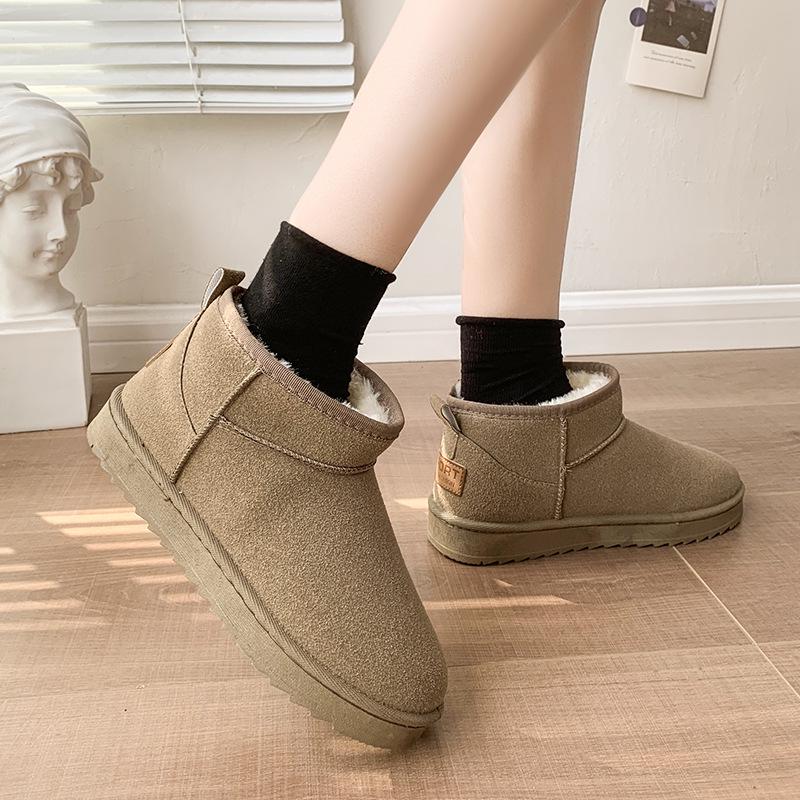 Women's Plus Size Thick-Soled Snow Boots - Cozy Velvet Lined Outdoor Winter Wear