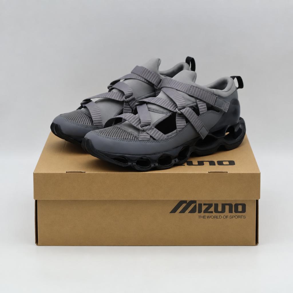 D1GA251906 Mizuno Wave Prophecy Strap Grey/Black (Men's)