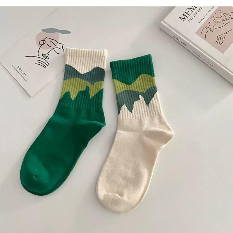 Autumn and Winter Trendy Socks, Personalized AB Student Couple Sports Socks, Asymmetrical Long Socks for Men and Women