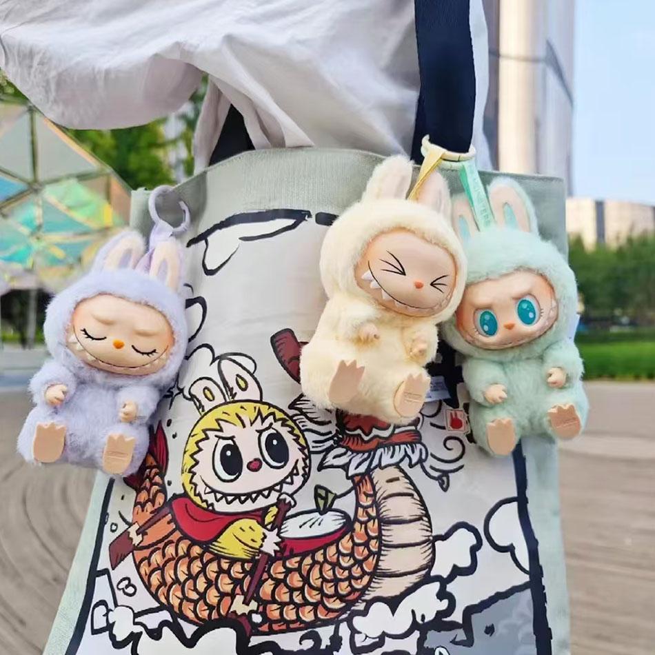 2025 Yeni Yüksek Kaliteli Sevimli Labubu The Monsters Kutu Oyuncaklar Kardiyak Makaron Kawai Tahmin Çantası Figür Model Çanta Hediye