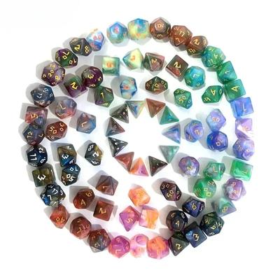 7ks/Sada Tříbarevné třpytivé mnohostěnné kostky pro Dnd COC Cthulhu Rpg Běžecká stolní hra Sada kostek s čísly