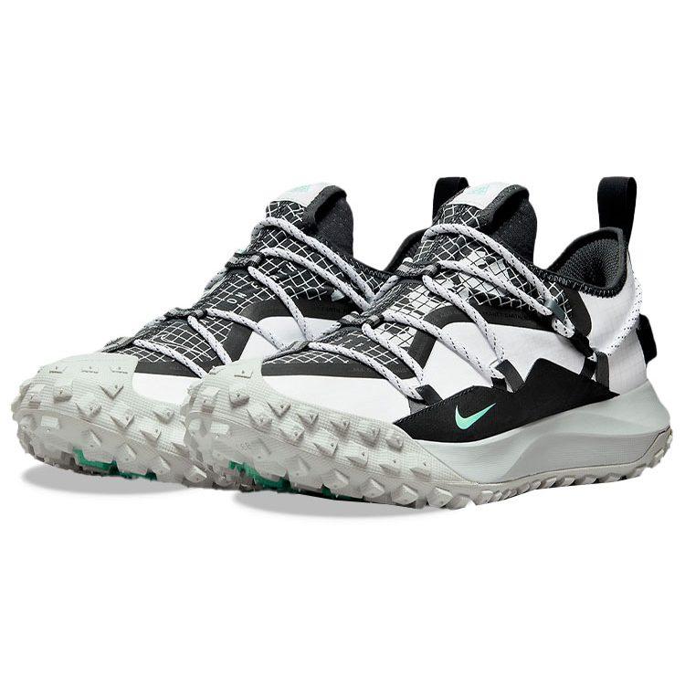Nike ACG Mountain Fly Impermeabili Basse Scarpe da Outdoor Unisex Bianco Nero DO9334-100