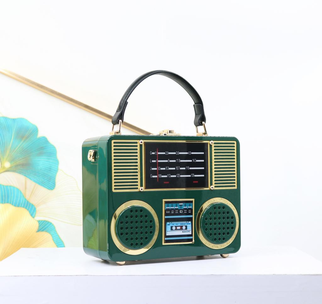 Super Products Fashion Acrylic Hard Box Girls Personality Ladies Handbag Classic Radio Square Shoulder Women Bag 20 Cm