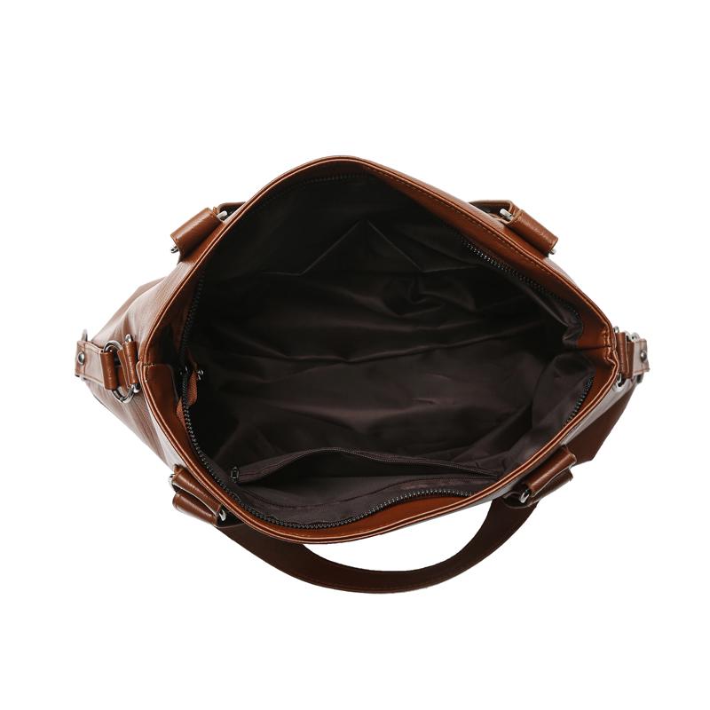 Stylish Leather Tote Bag Trendy Rivet Decor Shoulder Bag for Women