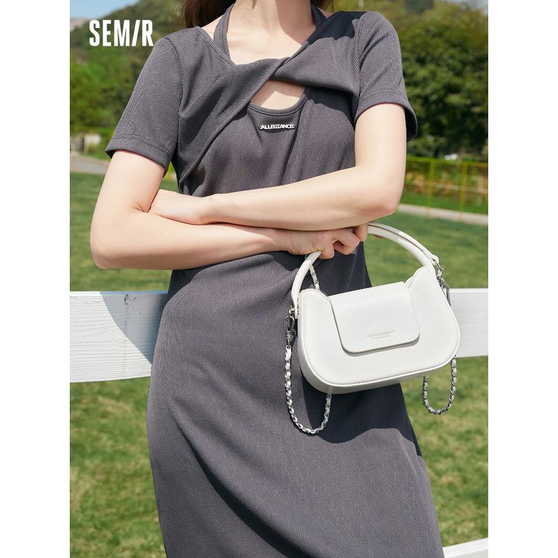 

Senma Bag Messenger Bag Women Go out Small Carrying Bag Cute Chain Bag Less Women s Heart Handbag Fashion Small Square Bag Beige