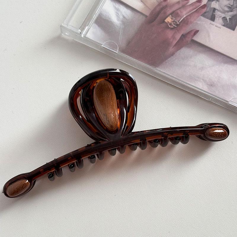 Pre-Owned Caramel Coffee Hair Claw Clip for Updo Hairstyles - Women s Accessory