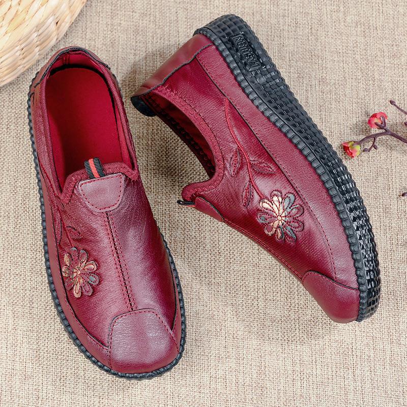 

Женские классические туфли из пекинской ткани — удобные, с мягкой подошвой, без застежек, с круглым носком, идеально подходят для пожилых и матерей среднего возраста весной и осенью 37 красный