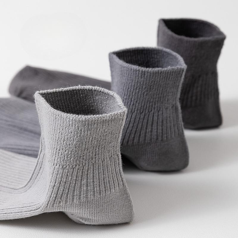 Summer Men's Solid-color Short Socks, Anti-odor and Anti-friction Casual Men's Socks, Breathable and Sweat-absorbing Socks