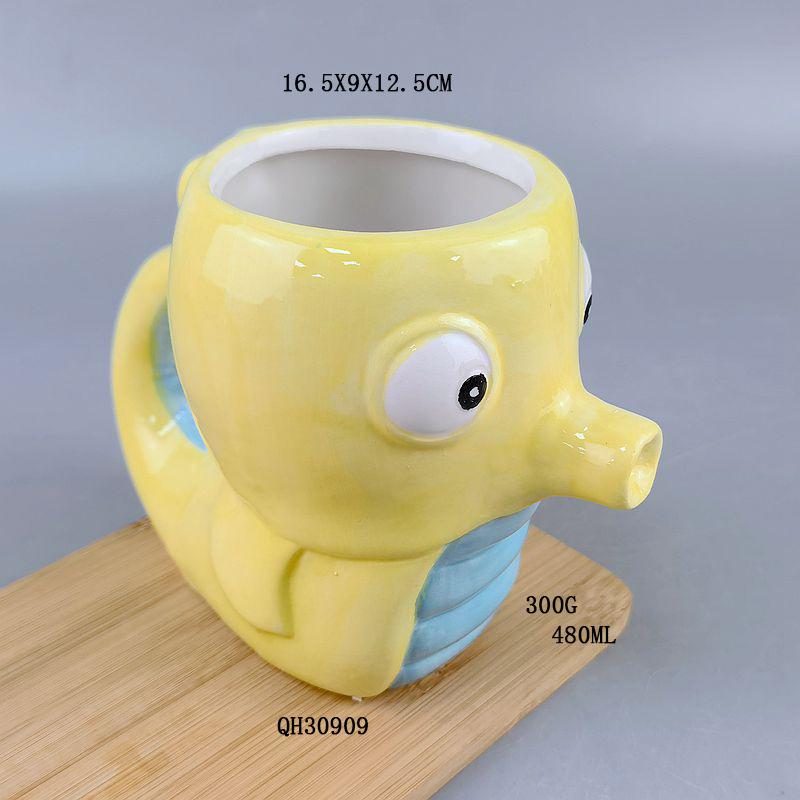 Ceramic piranha ceramic cartoon cup three-dimensional animal mug hand-painted ceramic universal coffee cup high value