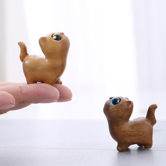 Mini Cat Figurine Hand-carved Wooden Cat Statue Collectible Polished Miniature
