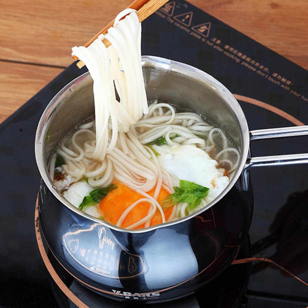 Liten rostfri mjölkkokare såskastrull gryta induktionshällsäker