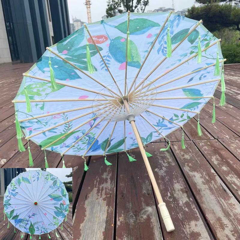 Parapluie en Papier Huilé Style Antique Chinois 82cm Parapluie Décoratif Multicolore pour Enfants Parapluie pour Costumes Photographie