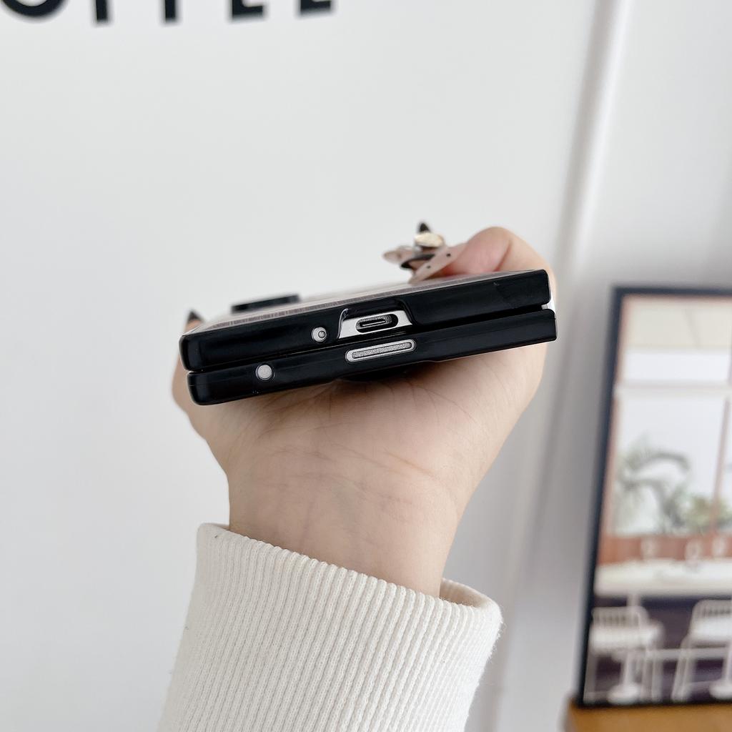 Luxury for Samsung Z Fold 7 4 5 6 Magnetic Ring Case with for Iphone Back Cover PC Mobile Phone Cases Including Camera Protector