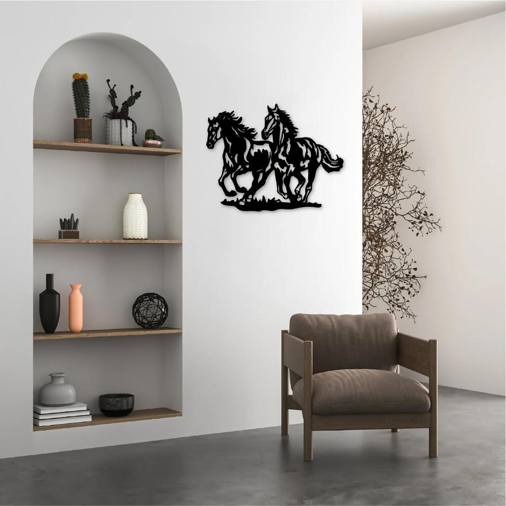 Elegant Horse-Shaped Metal Wall Decor - Perfect for Home Room Decor and Stylishly Enhancing Your Living Space