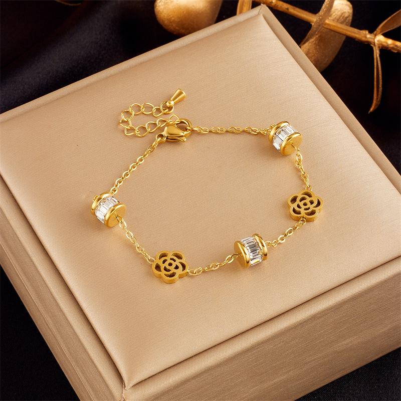 Gold Plated Camellia Zircon Bracelet Stainless Steel золотой