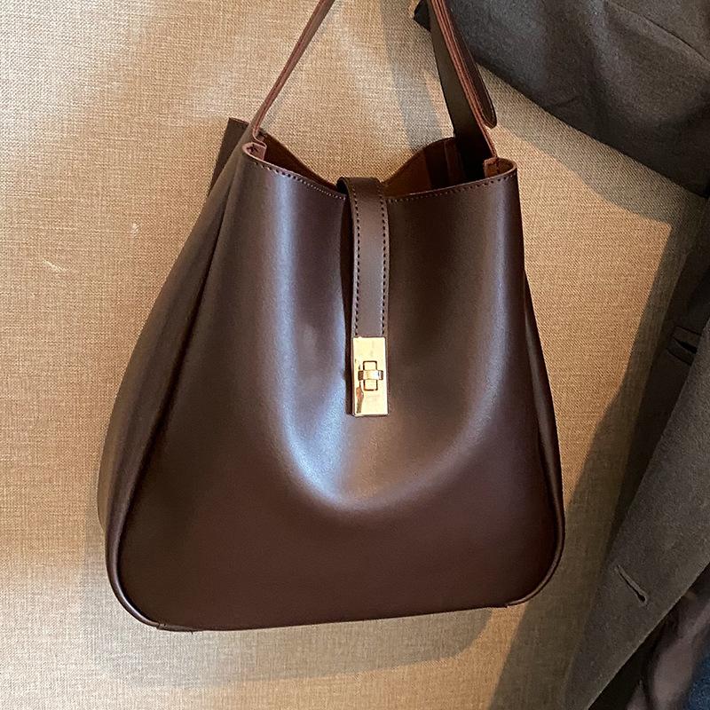 Popular bags women's large-capacity new fashion simple and versatile shoulder messenger bag autumn bucket bag