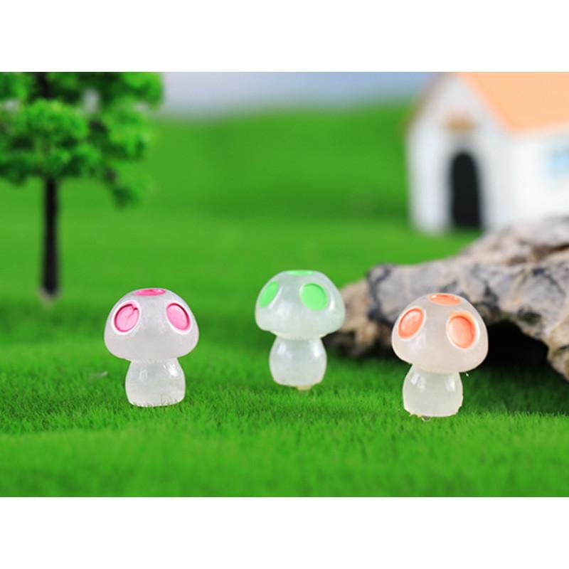 Vibrant Glo-in-the-dark Resin Mushroom Figurines Cute Garden Miniatures Wholesale