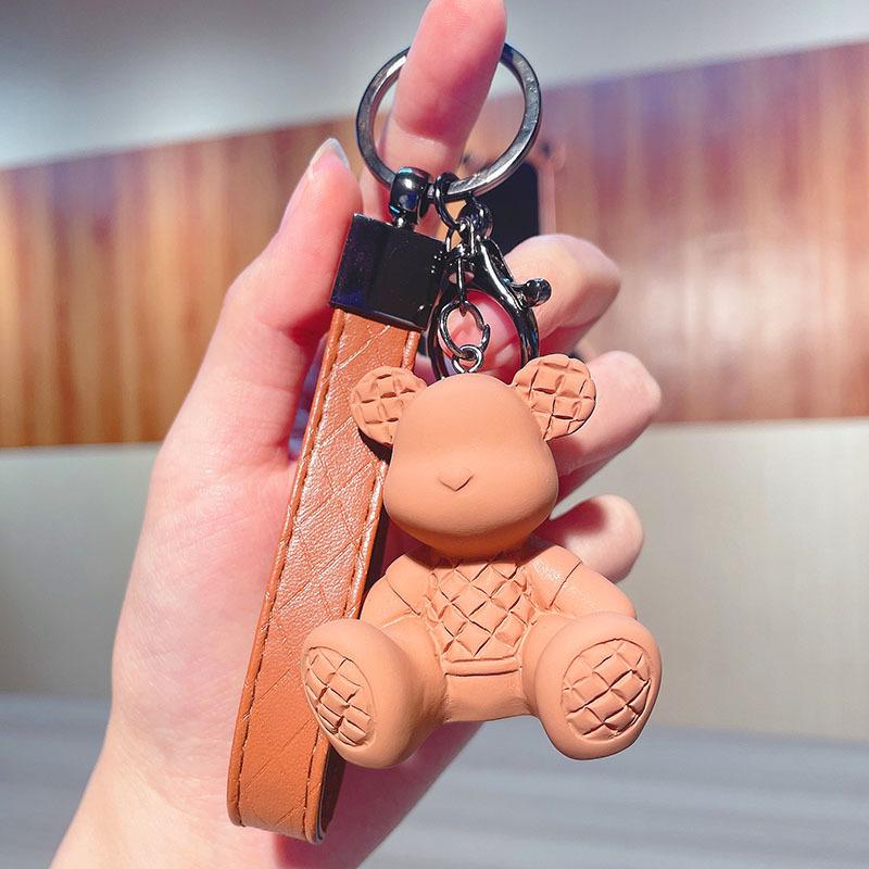 Neuer Süßer Schlüsselanhänger Anhänger Krawattenbär Anhänger für Damen Herren Tasche Autoschlüsselanhänger Flüssiger Bär Feine Schmuck Accessoires Paar Kinder Mädchen Geschenk