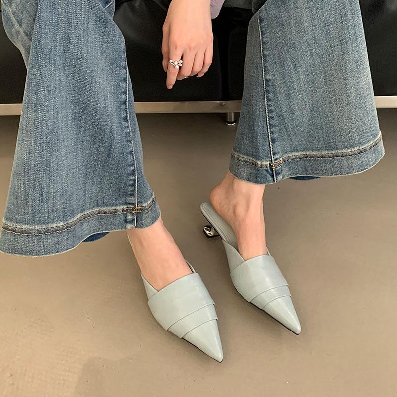 Fashion Elegant Black Pointed Toe Modern Slippers Women Fashion Strange Style Design Brand Slide Sandal Comfortable Commuter Office Shoe