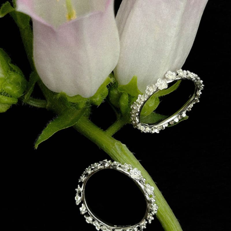 Baked Alaska Mini Flower Bouquet Ring 03