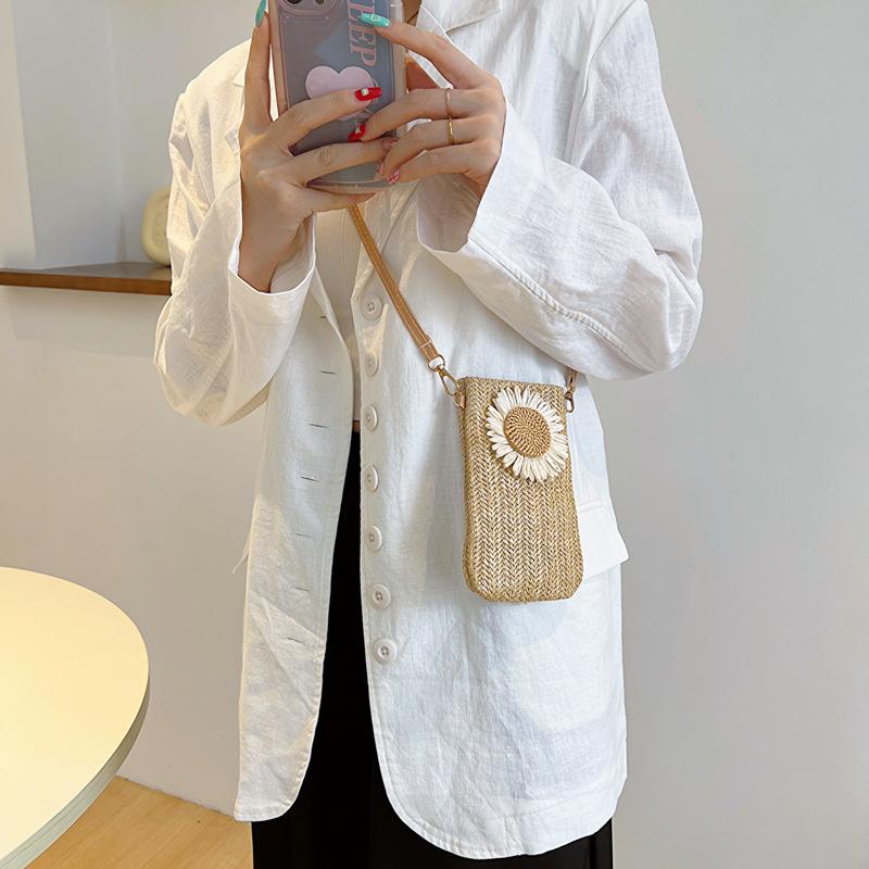 Straw Woven Shoulder Bag for Women, Trendy Sunflower Crossbody Purse, Soft Casual Handbag KTB