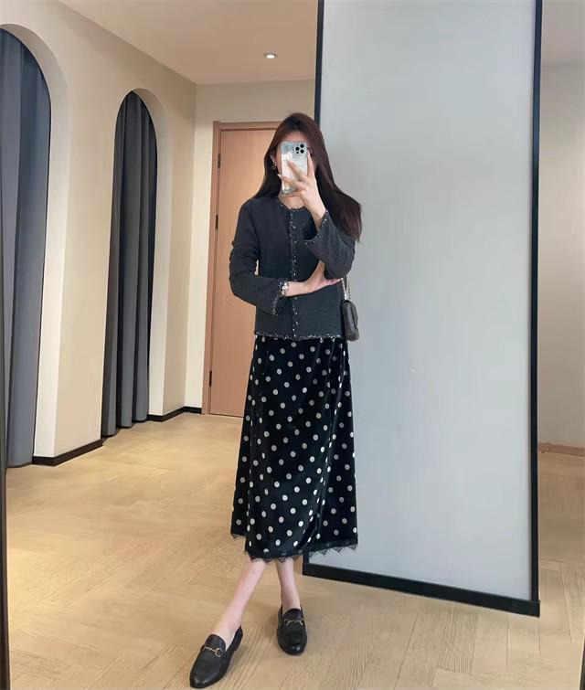 2026 New Year Women's Velvet Polka Dot A-Line Midi Skirt with Lace Hem
