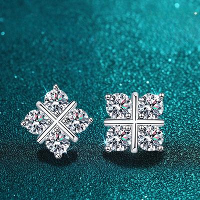 D Color Moissanite Stud Earrings For Women Top Quality 925 Sterling Silver Sparkling Diamond Engagement Wedding Jewelry