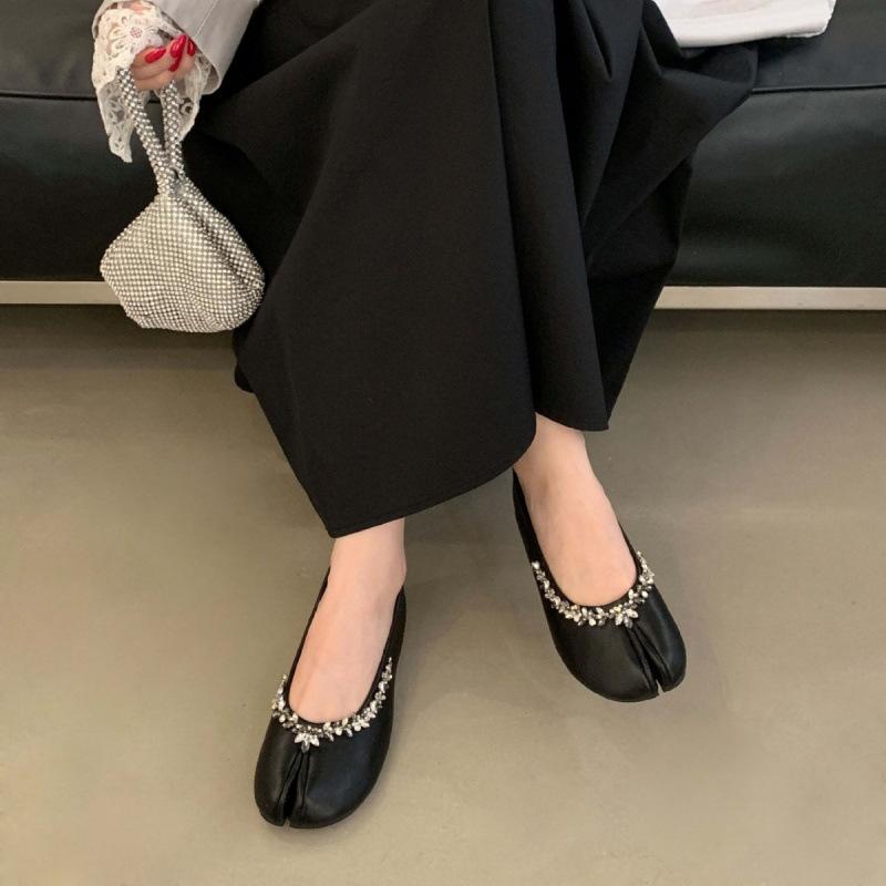 2025 early autumn new luxury rhinestone temperament sub-toe soft sole inner height-increasing single shoes