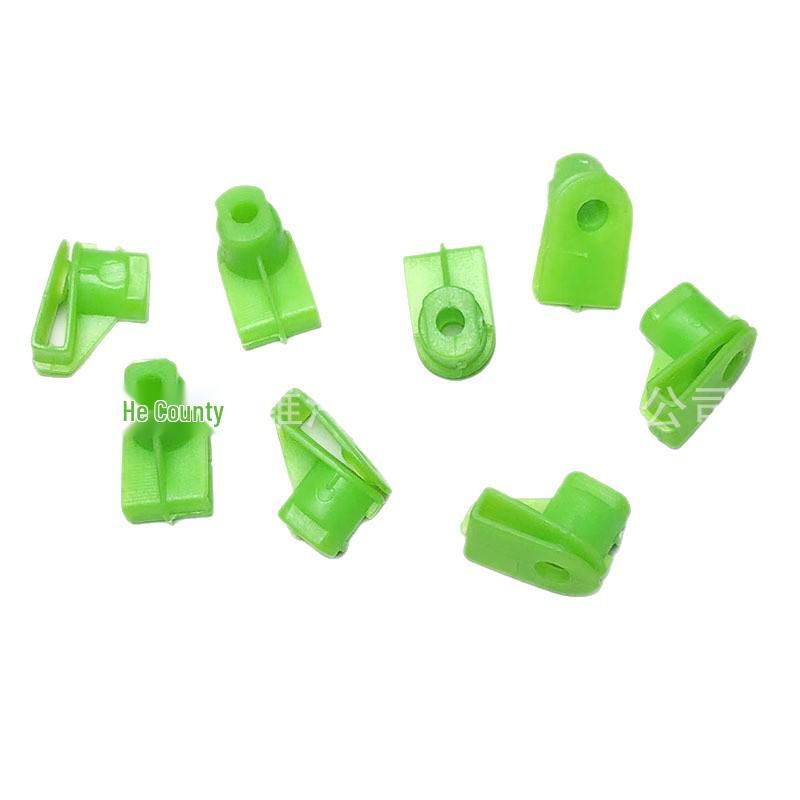 

Ford Focus DVD Panel Fastener Clip & Screw Set Clear Plastic