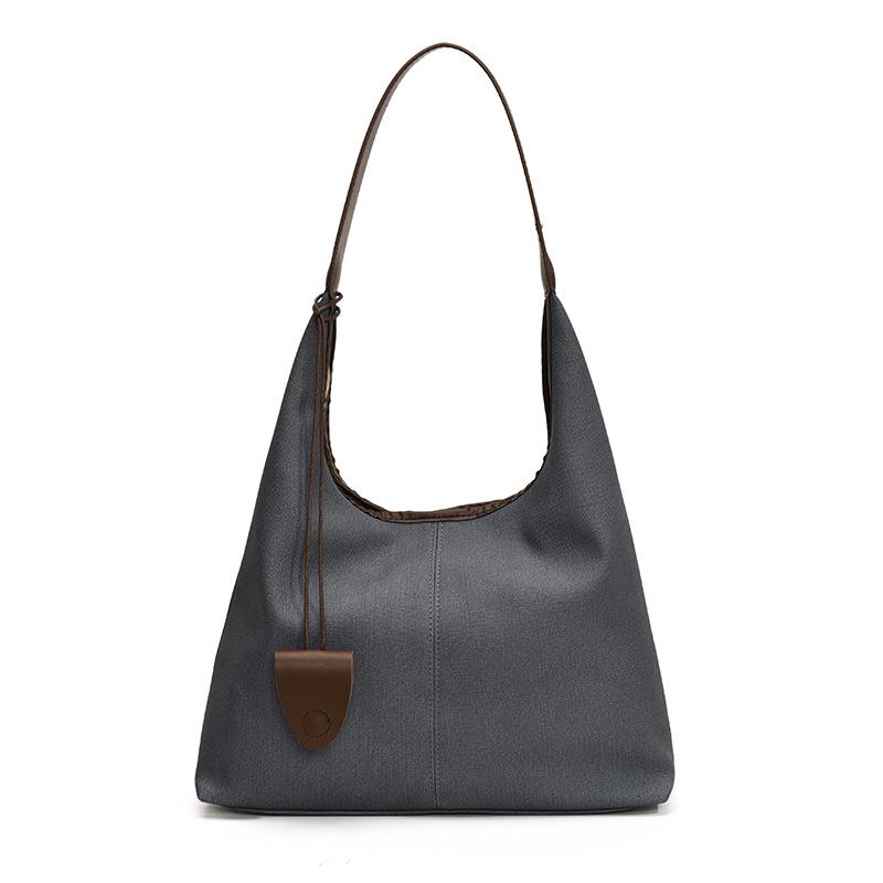 Large-capacity bag women's autumn and winter new fashion shoulder bag texture child and mother bucket commuter tote bag tide