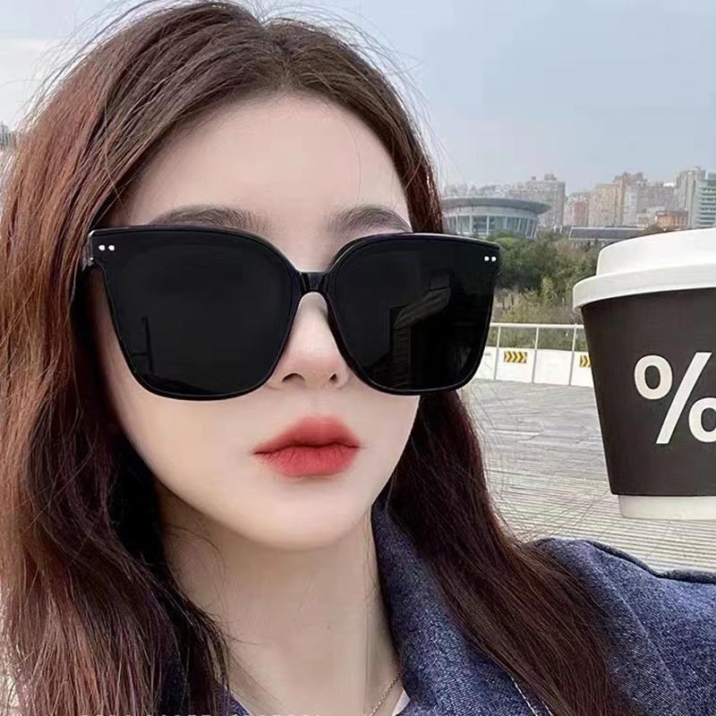 New fashion big Square Sunglasses Women men Vintage Brand Designer Luxury nail Sun Glasses for male Shades Female sunglasses