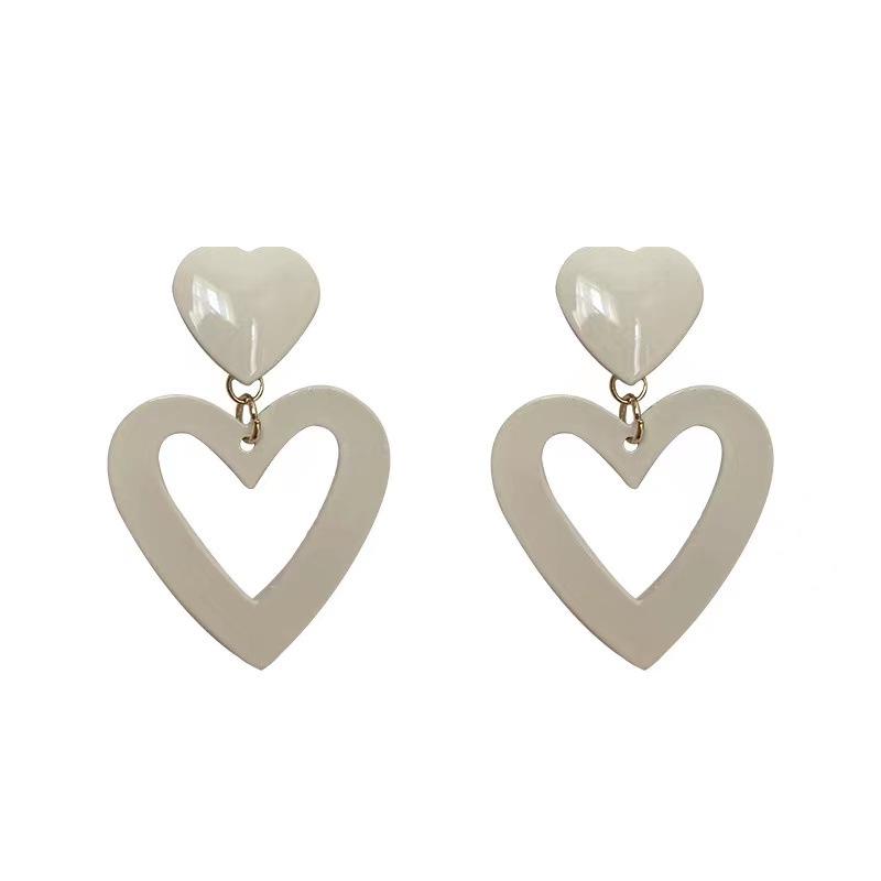 

Серьги-пусеты в форме сердца, молочно-белые, полые: Трендовые летние подвески 2024 для женщин 925 Silver