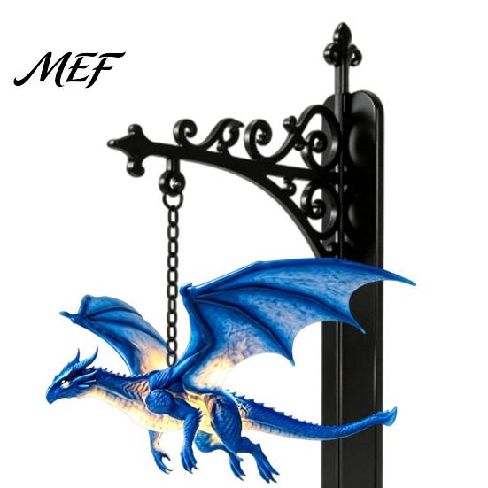 Drachenstatue für Schreibtisch Magische Fliegende Bücherregal-Lampe, Warmes Hängendes Nachtlicht, Fantasy Halloween Party Deko Lese-Ecke Deko, Einzigartiges Geschenk