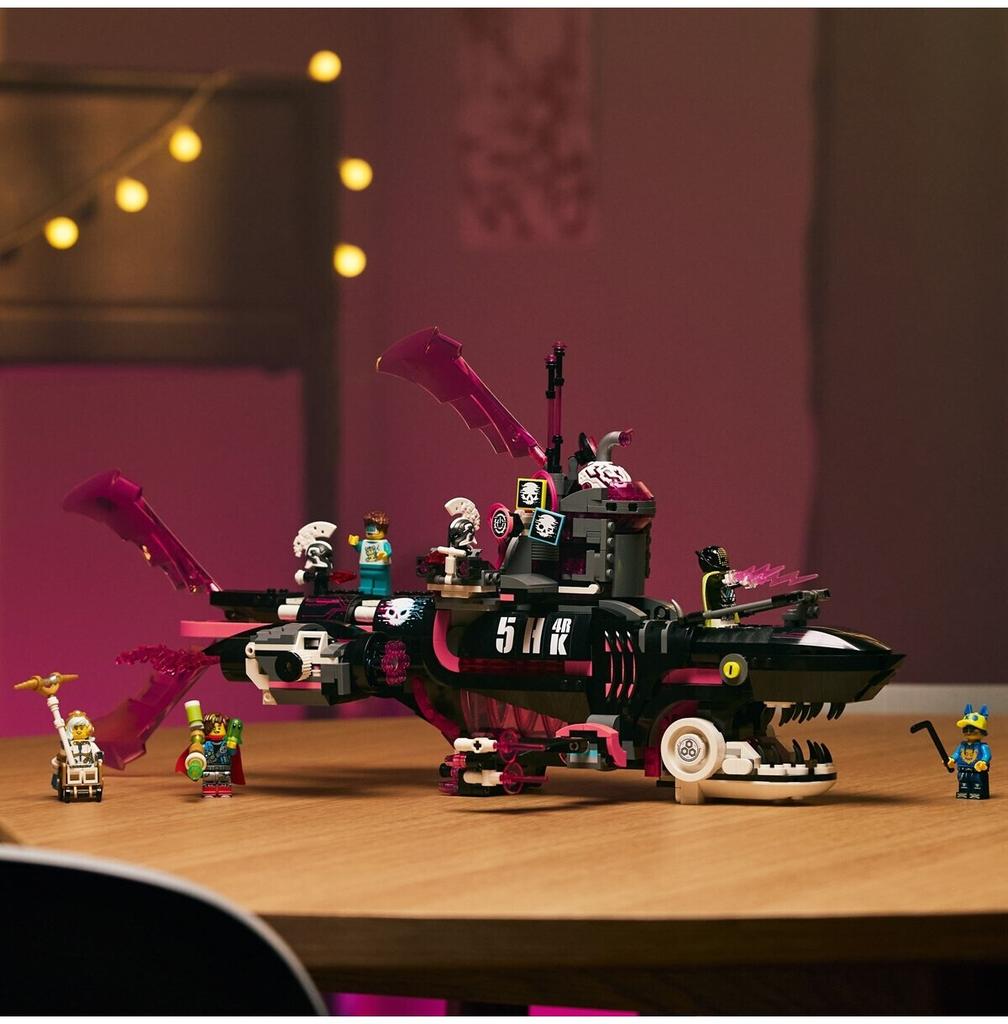 LEGO конструктор DREAMZzz – Подводная лодка кошмарной акулы (71500)