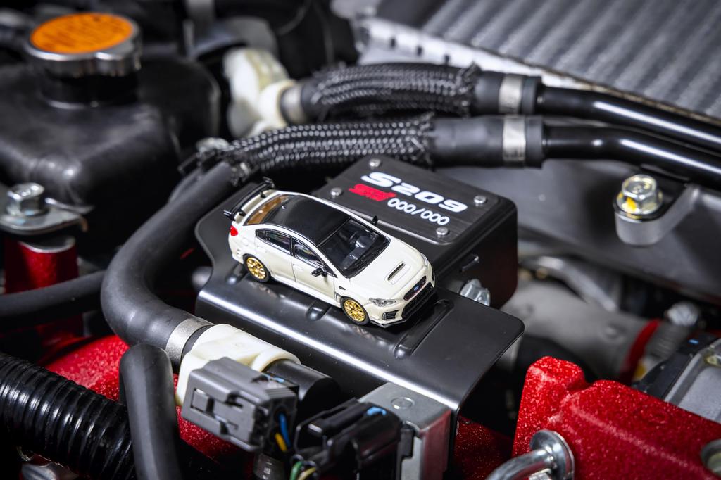 KYOSHO MINI CAR & BOOK Subaru S209 White K07124W