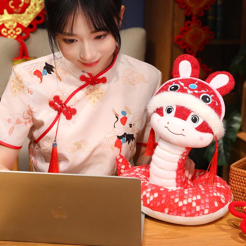 

Charming Chinese Style Snake Plush Zodiac Figurine Ornament 25cm