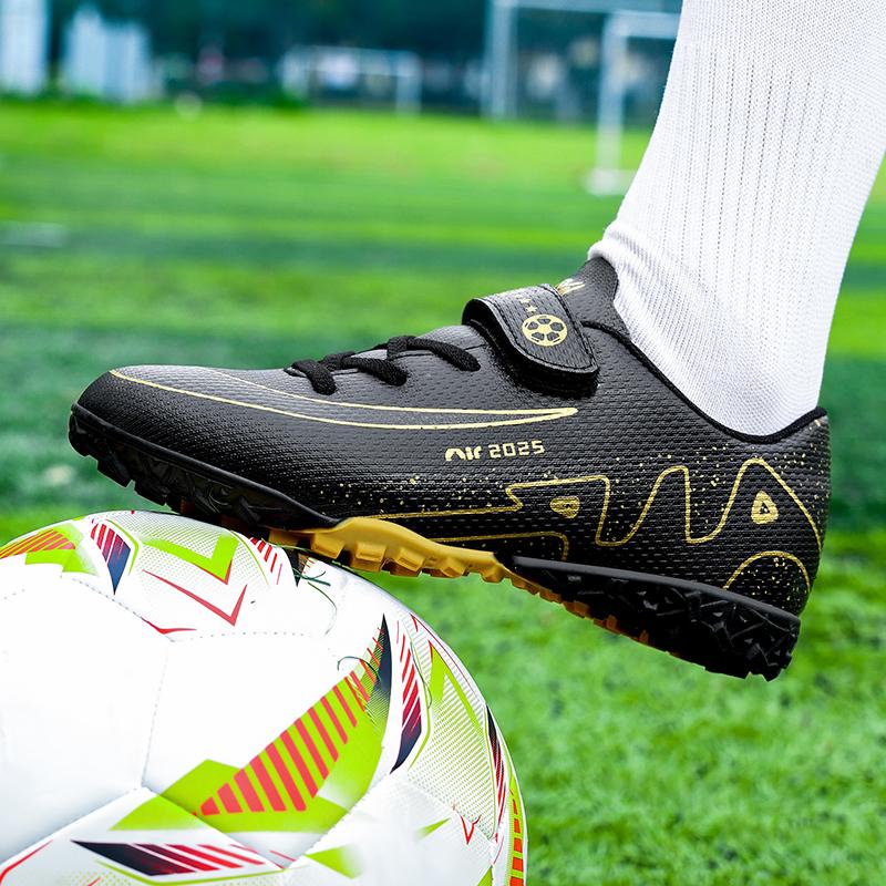 New Children Football Shoes Society Non Slip Cleats Soccer Shoes TF/FG Kids Indoor Professional Football Field Boot Fast Sneaker