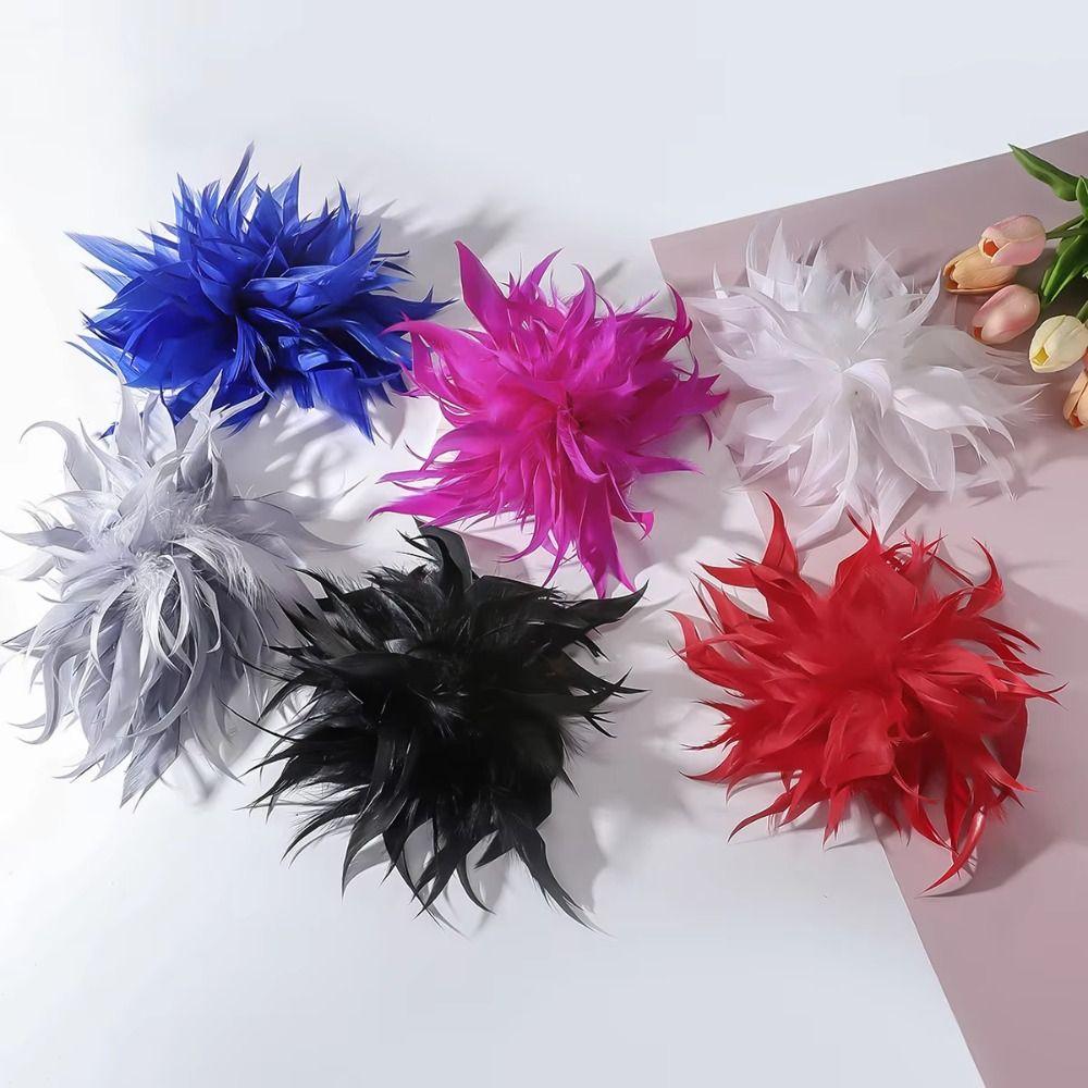 Big Brooch Flower Lapel Pins Elegant Feather Badge Fashion Feather Corsage Brooches  Party Cloth