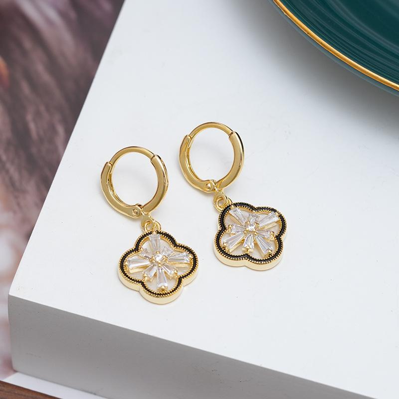 Yupsk Exquisite Elegant Copper Zircon Four-Leaf Flower Dangle Earrings for Women Girls Golden Anniversary Birthday Jewelry