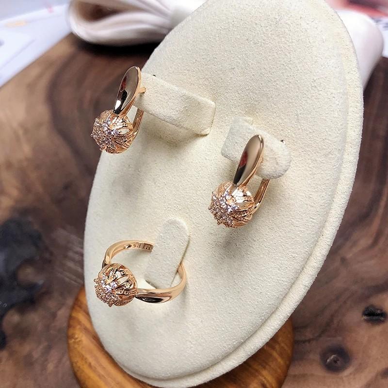 Unique  Rose Gold Color Crystal Flower Ring For Women Luxury Natural Zircon Accessories Ethnic Vintage Daily Jewelry