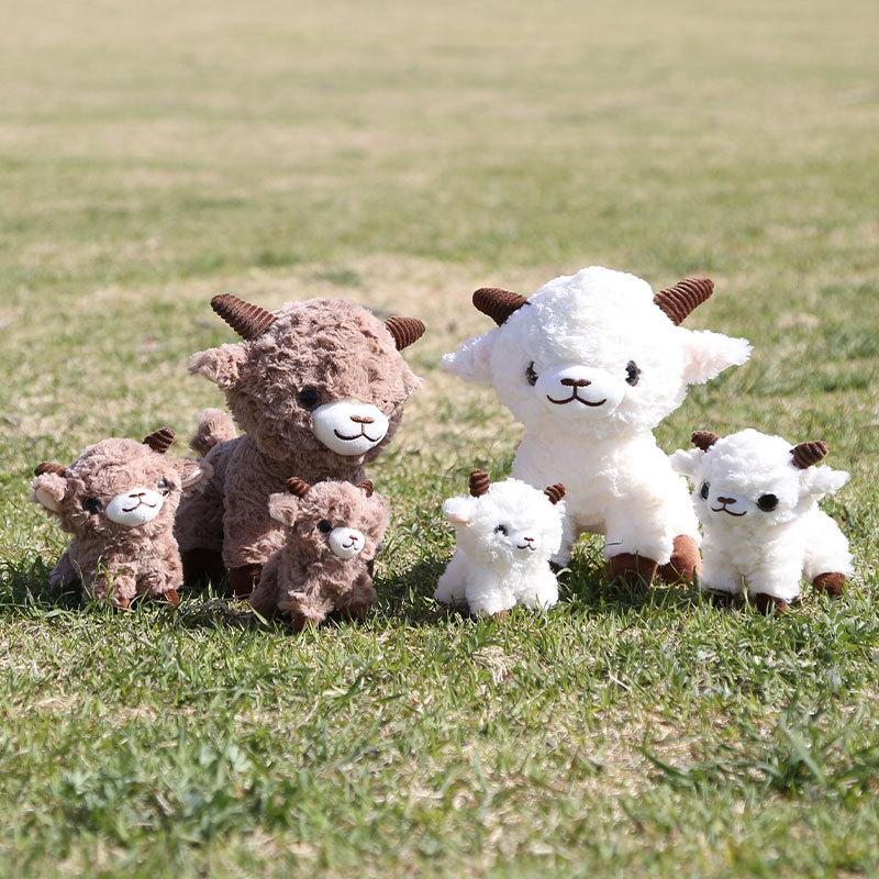 Soft Plush Sheep Keychain Lovely Appearance 3D Mini Animal Key Ring Holder Cute Bag Charm Car Pendant for Stocking Stuffers