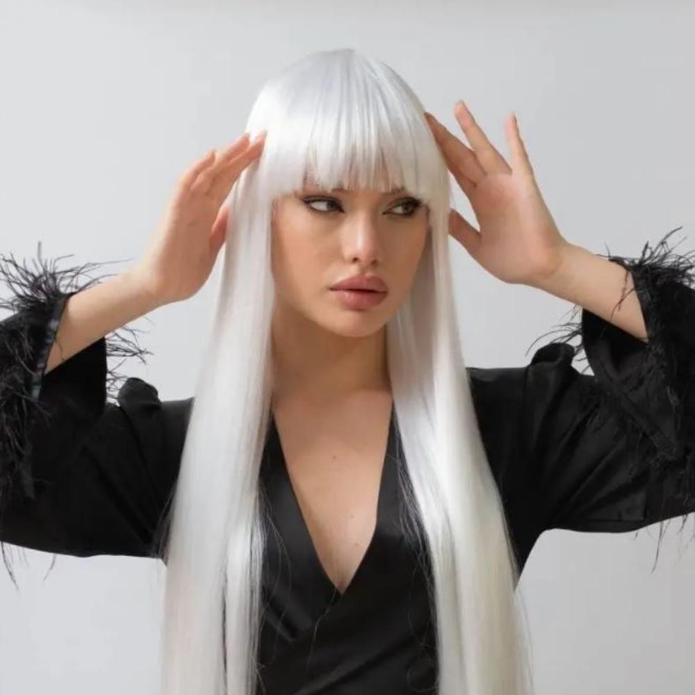 Long white wig 100 cm cosplay anime manga hair straight bangs cap