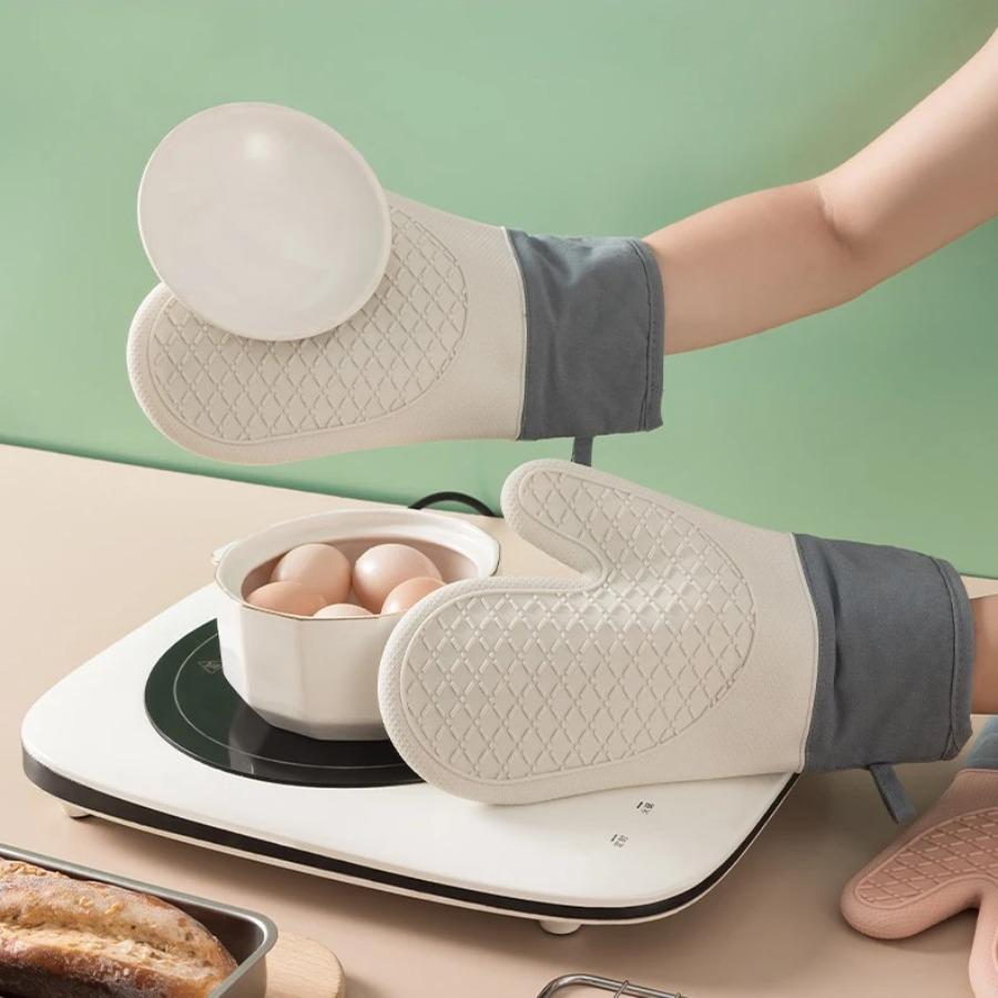 2Pcs Oven Gloves Silicone Thicken High Temperature Resistant Anti-burn Microwave Silicone Non-slip Gloves Kitchen Baking Mitt